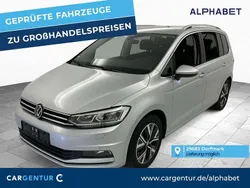 Reflexsilber Gebraucht 2023 VW Touran Highline Van / Kleinbus | 22.697 € (Guter Preis)