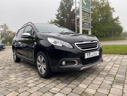 Schwarz Gebraucht 2016 Peugeot 2008 Style SUV | 8.790 € (Guter Preis)