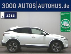 Solid red Gebraucht 2023 Nissan Qashqai Visia SUV | 22.580 € (Etwas zu teuer)