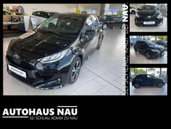 Mysticschwarz mica Neu 2025 Toyota Yaris Hybrid Comfort Kleinwagen | 23.490 € (Guter Preis)