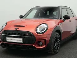 Rot Gebraucht 2024 Mini Cooper S Clubman Kombi | 29.637 € (Superpreis)