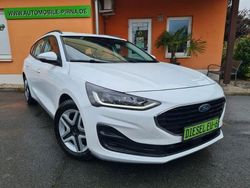 Weiß Gebraucht 2022 Ford Focus Kombi | 12.650 € (Fairer Preis)