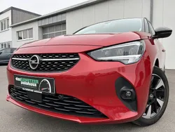 Rot Gebraucht 2021 Opel Corsa-e Elegance Kleinwagen | 13.360 € (Guter Preis)
