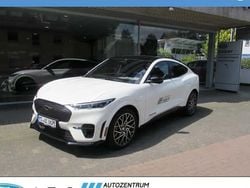 Weiß Gebraucht 2022 Ford Mustang Mach-E GT SUV | 43.981 € (Fairer Preis)