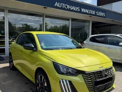 Gelb Gebraucht 2025 Peugeot e-208 Allure Kleinwagen | 37.900 €