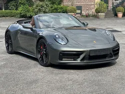 Grün Gebraucht 2023 Porsche 992 Cabrio | 165.790 € (Superpreis)