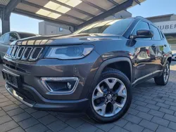 Grau Gebraucht 2017 Jeep Compass Limited SUV | 17.900 € (Fairer Preis)