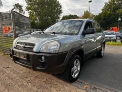 Grau Gebraucht 2006 Hyundai Tucson GLS SUV | 4.100 € (Etwas zu teuer)