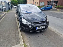 Pantherschwarz metallic Gebraucht 2011 Ford S-MAX Titanium Van / Kleinbus | 3.990 € (Guter Preis)