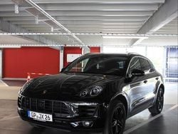 Schwarz Gebraucht 2015 Porsche Macan S SUV | 34.200 € (Fairer Preis)