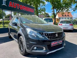 Schwarz Gebraucht 2018 Peugeot 2008 Crossway SUV | 10.990 € (Fairer Preis)