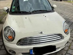 Weiß Gebraucht 2009 Mini Cooper Kleinwagen | 6.500 €