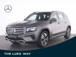 Grau Gebraucht 2025 Mercedes GLB200 Progressive SUV | 48.790 € (Teuer)