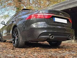 Grau Gebraucht 2016 Jaguar XF R-Sport Limousine | 24.900 € (Teuer)