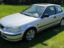 Silber Gebraucht 1998 Honda Civic Limousine | 2.500 € (Fairer Preis)