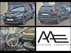 Schwarz Gebraucht 2023 Dacia Jogger Extreme Van / Kleinbus | 17.990 € (Guter Preis)