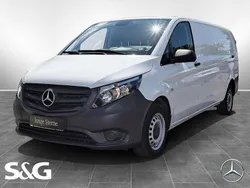 Arktikweiß Gebraucht 2023 Mercedes Vito Van / Kleinbus | 30.629 € (Fairer Preis)