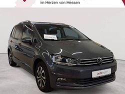 Delfingrau metallic Gebraucht 2022 VW Touran Active Van / Kleinbus | 21.090 € (Guter Preis)
