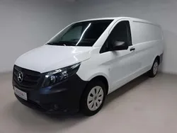 Arktikweiss Gebraucht 2021 Mercedes Vito Van / Kleinbus | 21.990 € (Fairer Preis)