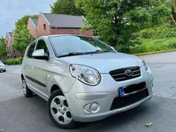 Silber Gebraucht 2009 Kia Picanto 2 Kleinwagen | 1.750 € (Fairer Preis)