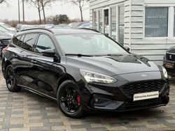 Schwarz Gebraucht 2020 Ford Focus ST-Line X Limousine | 13.999 € (Guter Preis)