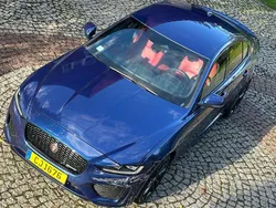 Blau Gebraucht 2022 Jaguar XE R-Dynamic Limousine | 22.967 €