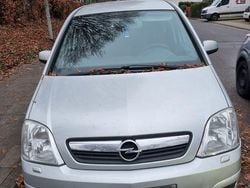 Silber Gebraucht 2006 Opel Meriva Van / Kleinbus | 1.099 € (Superpreis)