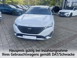 Weiß Gebraucht 2024 Peugeot 308 Allure Limousine | 24.990 € (Superpreis)