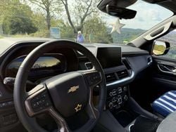 Schwarz Gebraucht 2025 Chevrolet Suburban SUV | 86.800 €