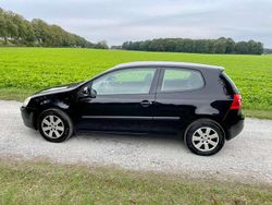 Gebraucht 2004 VW Golf IV Sportline Limousine | 2.700 € (Teuer)