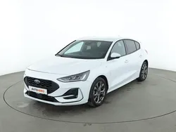 Weiß Gebraucht 2022 Ford Focus ST-Line Limousine | 18.650 € (Superpreis)
