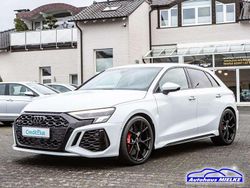 Gletscherweissmetallic (metallic) Gebraucht 2022 Audi RS3 Performance Limousine | 53.990 € (Etwas zu teuer)
