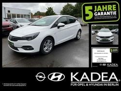 Mineral/polar weiss (055p) Gebraucht 2021 Opel Astra Edition Limousine | 14.990 € (Superpreis)