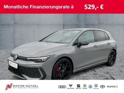 Mondsteingrau Gebraucht 2025 VW Golf VIII GTI Limousine | 39.930 € (Superpreis)