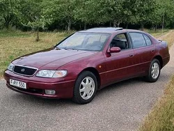 Rot Gebraucht 1994 Lexus GS300 Limousine | 8.799 €