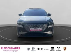 Grau Gebraucht 2022 Audi Q4 Sportback e-tron Edition .1 SUV | 38.900 € (Guter Preis)