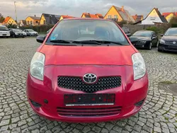 Vulcanorot Gebraucht 2008 Toyota Yaris Basis Kleinwagen | 950 € (Guter Preis)