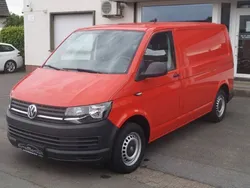 Rot Gebraucht 2017 VW T6 Van | 14.890 €