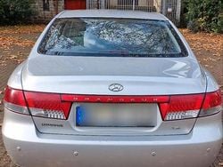 Silber Gebraucht 2005 Hyundai Grandeur Limousine | 3.800 €