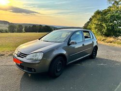 Grau Gebraucht 2007 VW Golf V Edition Limousine | 3.500 € (Fairer Preis)