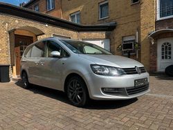 Silber Gebraucht 2018 VW Sharan Van / Kleinbus | 16.490 € (Superpreis)