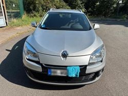 Grau Gebraucht 2013 Renault Mégane GrandTour Kombi | 3.599 € (Guter Preis)