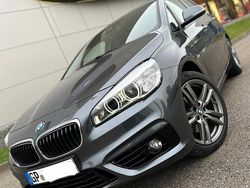 Grau Gebraucht 2018 BMW 220 Sport Line Kombi | 14.900 € (Superpreis)