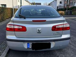 Silber Gebraucht 2004 Renault Laguna II Expression Limousine | 2.300 € (Teuer)