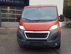 Tiziano rot Gebraucht 2015 Peugeot Boxer Comfort Van | 14.250 € (Guter Preis)