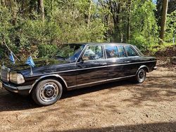 Schwarz Gebraucht 1980 Mercedes 250 Limousine | 14.900 €