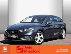 Grau Gebraucht 2022 Seat Leon FR Limousine | 22.343 € (Superpreis)