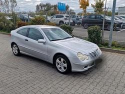 Silber Gebraucht 2002 Mercedes CLC180 Kleinwagen | 750 €