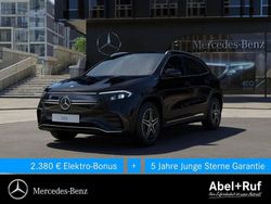 Schwarz Gebraucht 2022 Mercedes EQA300 AMG SUV | 32.299 € (Fairer Preis)