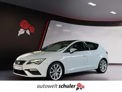 Nevada white (metallic) Gebraucht 2018 Seat Leon FR Limousine | 21.480 € (Teuer)